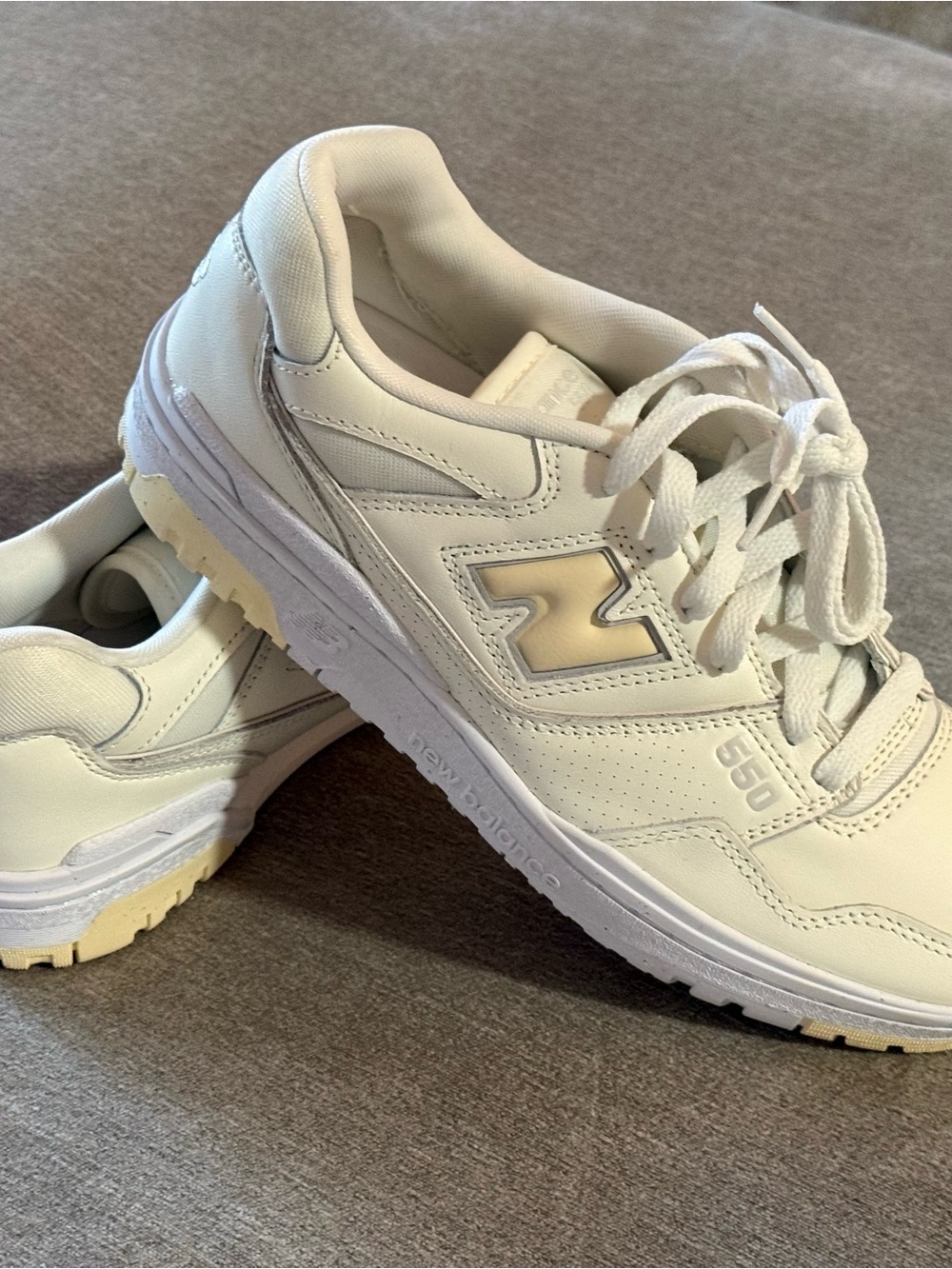 Brand New New Balance 550 White/Cream – Size 7.5 Men’s